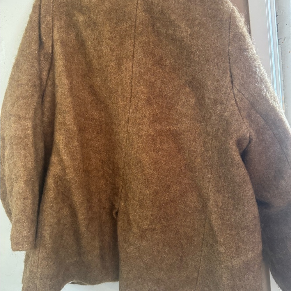 Cutest wool camel made well blazer - Picture 4 of 5